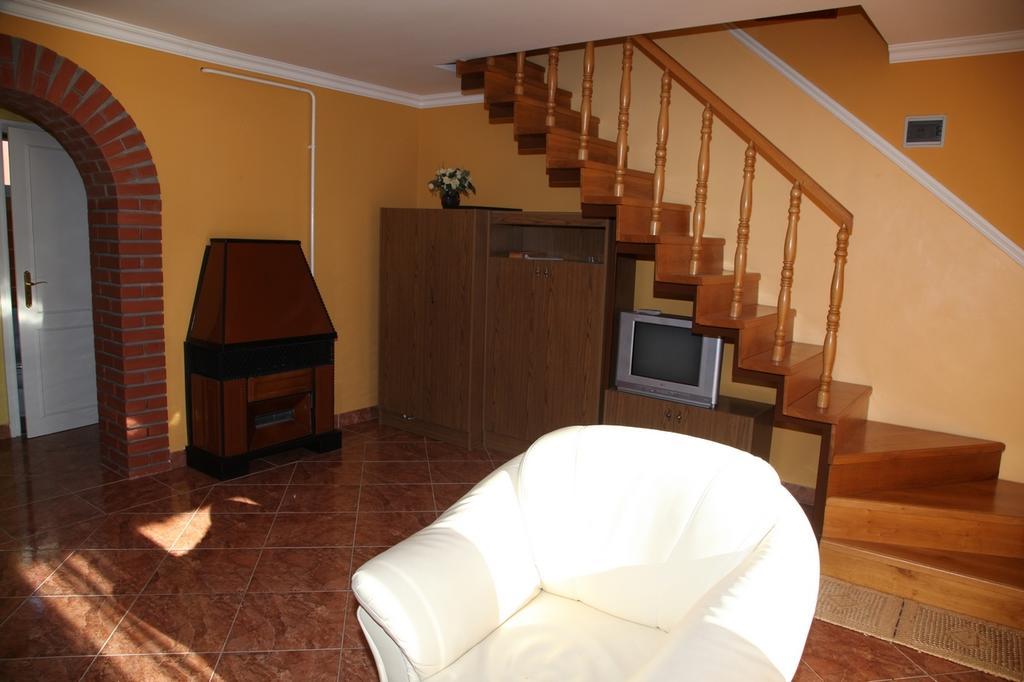 Edina Apartman Zalakaros Δωμάτιο φωτογραφία