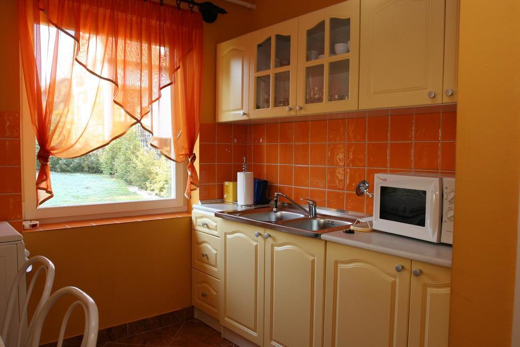 Edina Apartman Zalakaros Δωμάτιο φωτογραφία