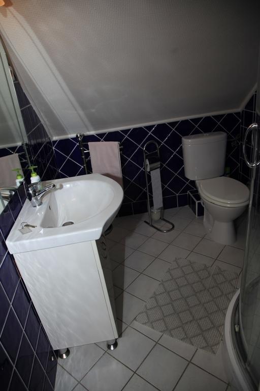 Edina Apartman Zalakaros Δωμάτιο φωτογραφία