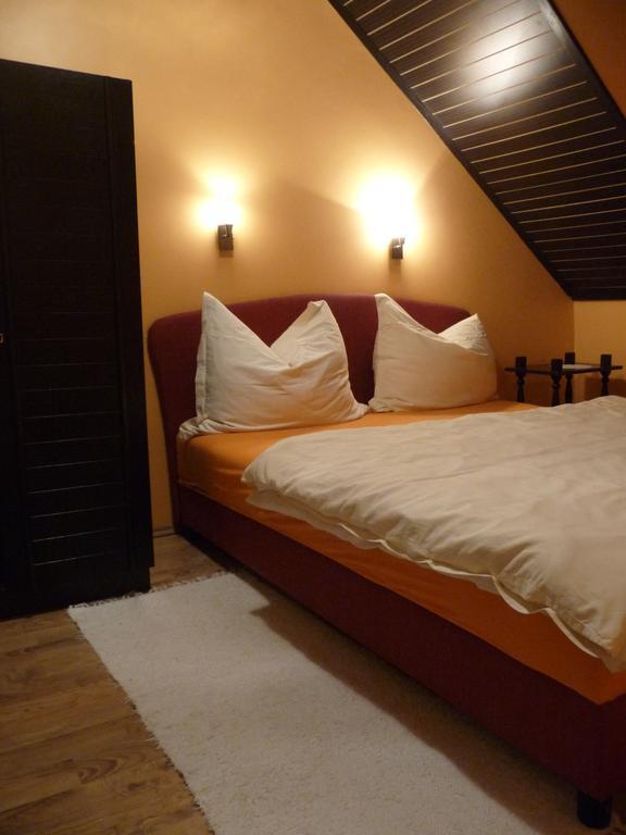Edina Apartman Zalakaros Δωμάτιο φωτογραφία